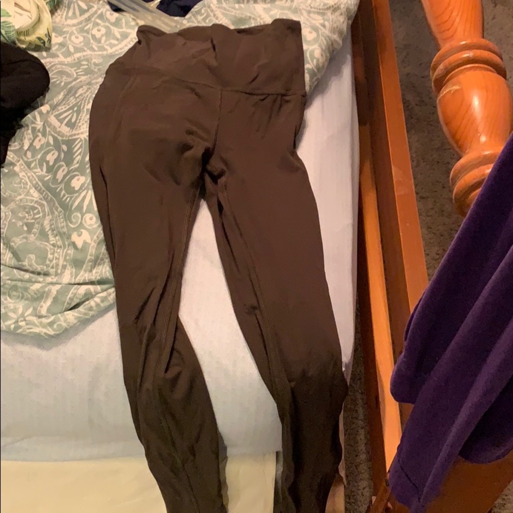 Lululemon 7/8 high waisted leggings